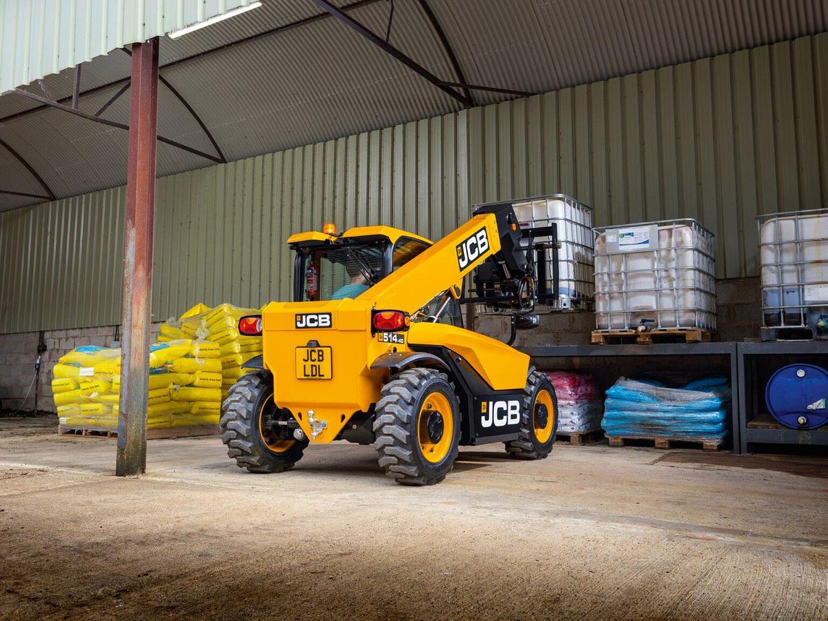 Used JCB 514-40 TELEPORTER (4M)