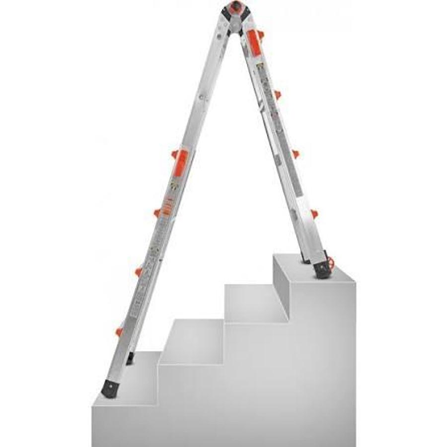 Used LITTLE GIANT VELOCITY 4 STEP LADDER