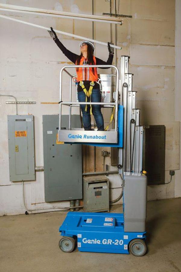 Used GENIE GR20 RUNABOUT LIFT