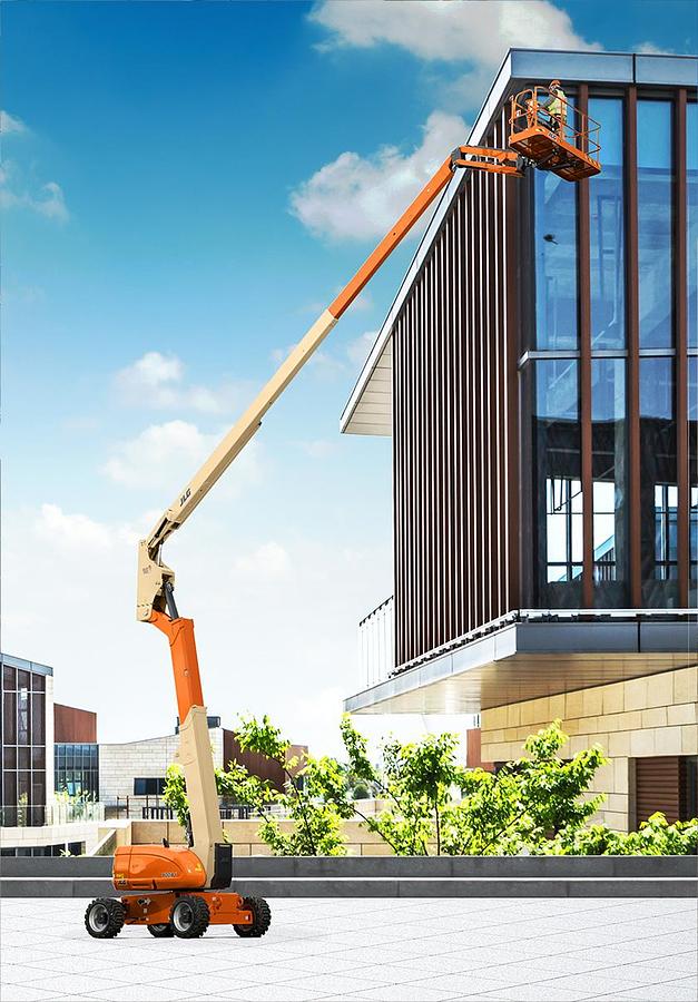 Used JLG 800 AJ LIFT