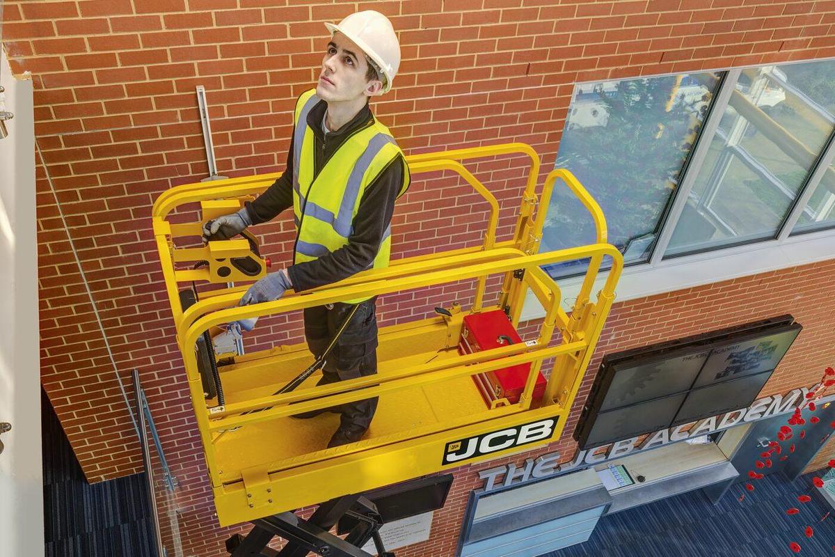 Used JCB 2632E SCISSOR LIFT