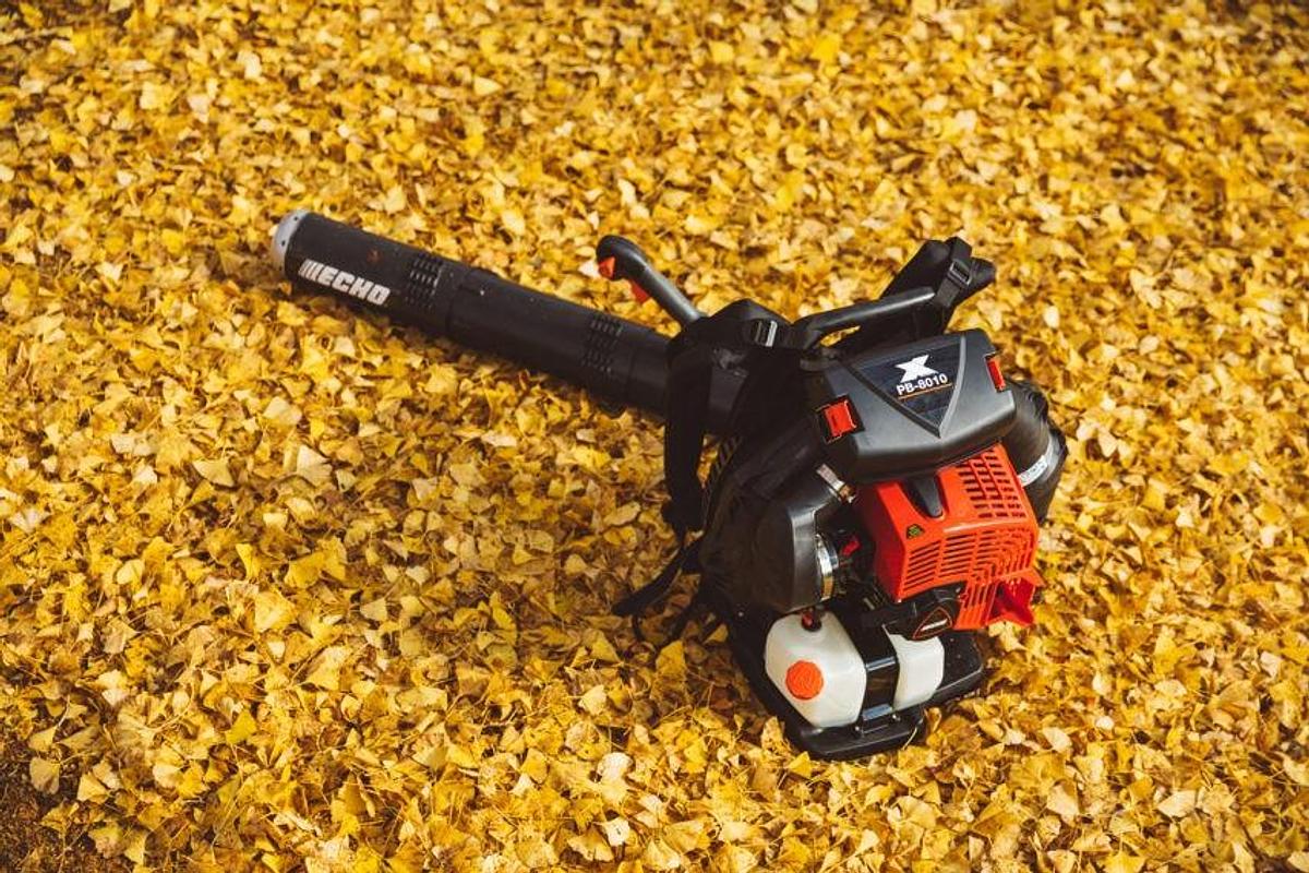 Used BACKPACK LEAF BLOWER