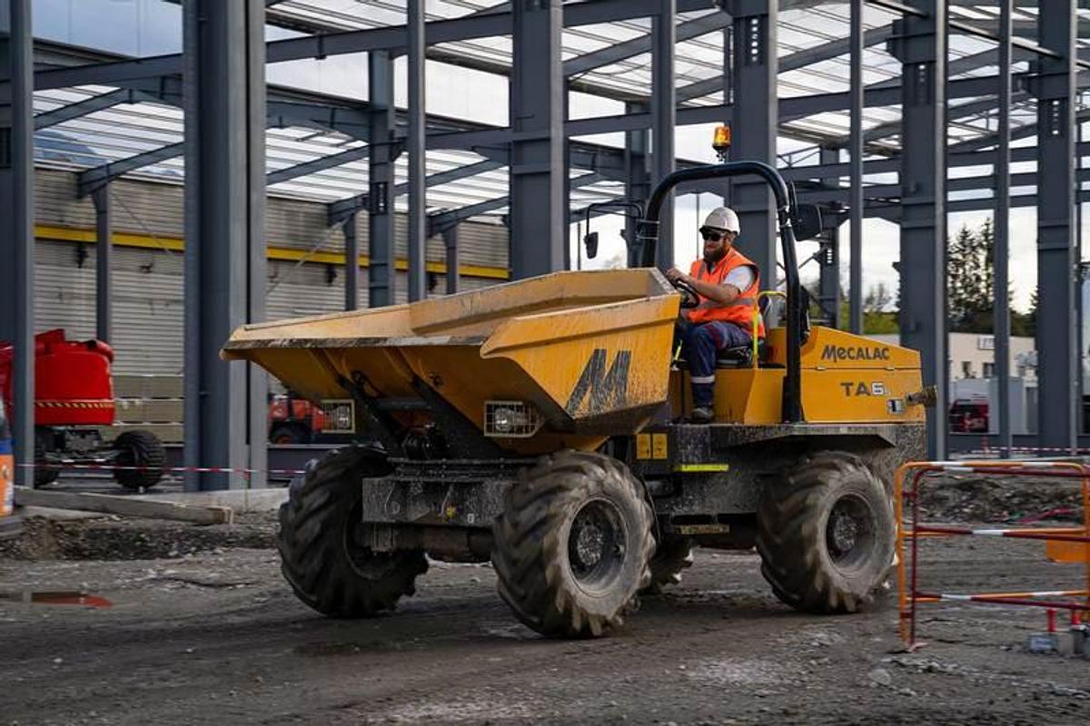 Used MECALAC 6T SWIVEL DUMPER