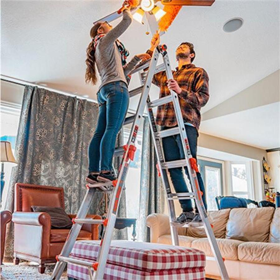 Used LITTLE GIANT VELOCITY 4 STEP LADDER