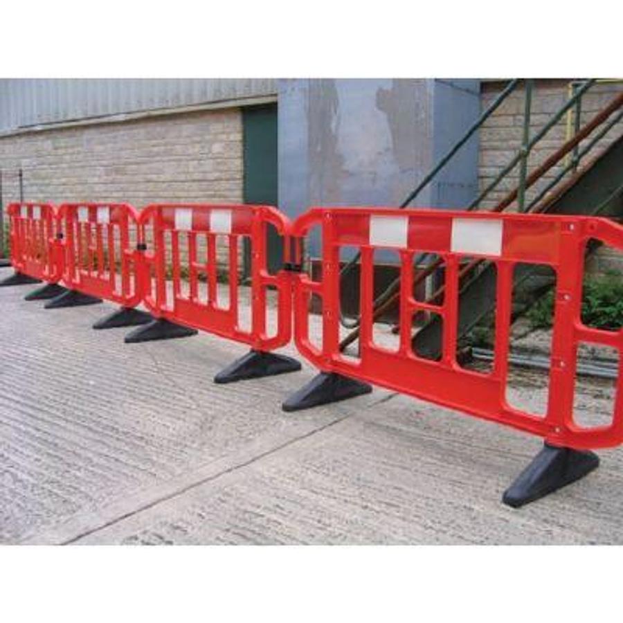 Used PLASTIC CROWD CONTROL BARRIER