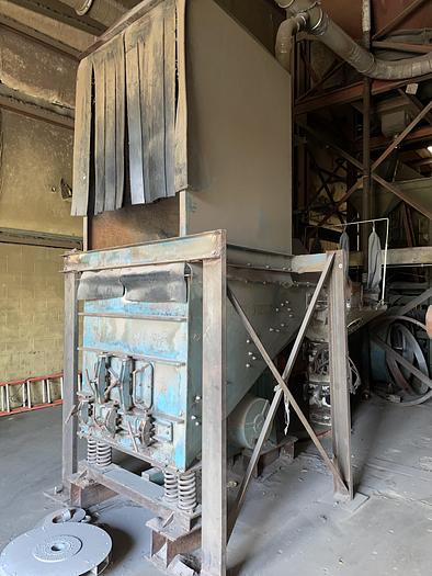 Used RICHARDS HD 10 VIBRACLASS LUMP BREAKER SAND RECLAIMER