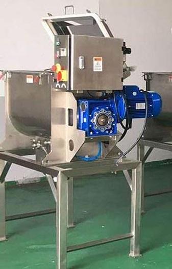 Used NEW – 5 CU. FT. DOUBLE RIBBON BLENDER – SANITARY S/S (#8965)