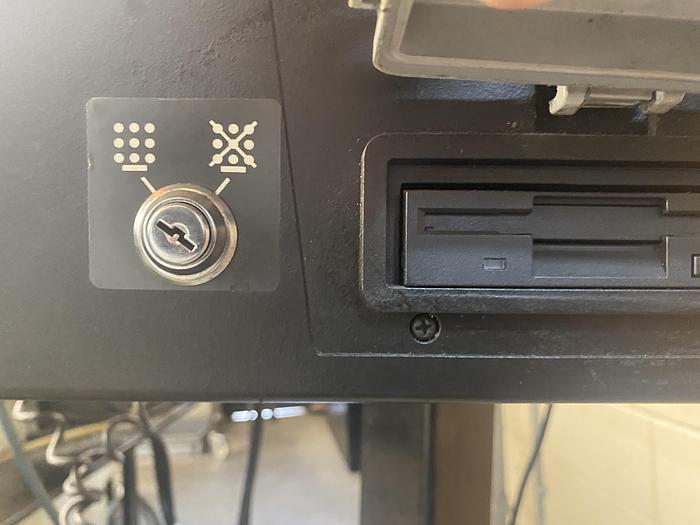 Used 1998 Hurco Hawk 30 SSM 3 Axis CNC Milling Machine