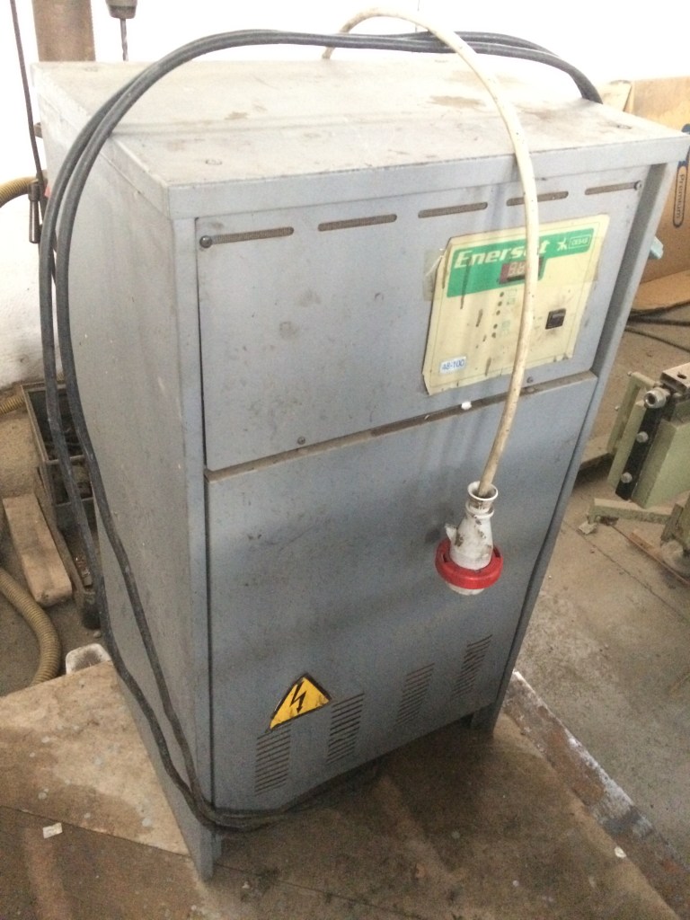 Usato SOLLEVATORE ELETTRICO CESAB BLIZ 318