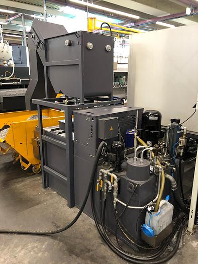 Gebraucht 2008 5 Achsen CNC Bearbeitungszentrum MATEC 30 HV / K