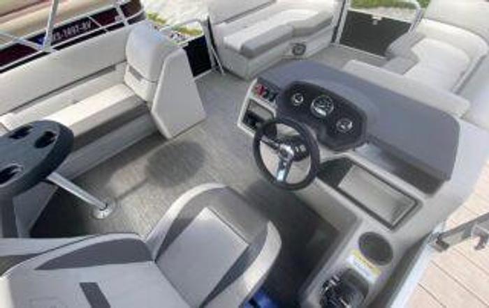 Used 2023 Sweetwater Cruising 2086CX