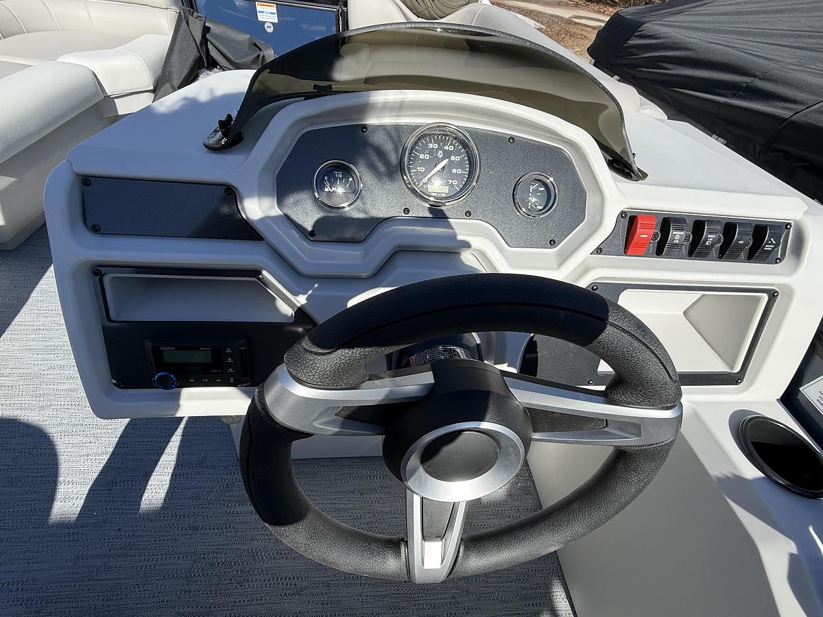 2026 Sweetwater Xperience 1886 CX