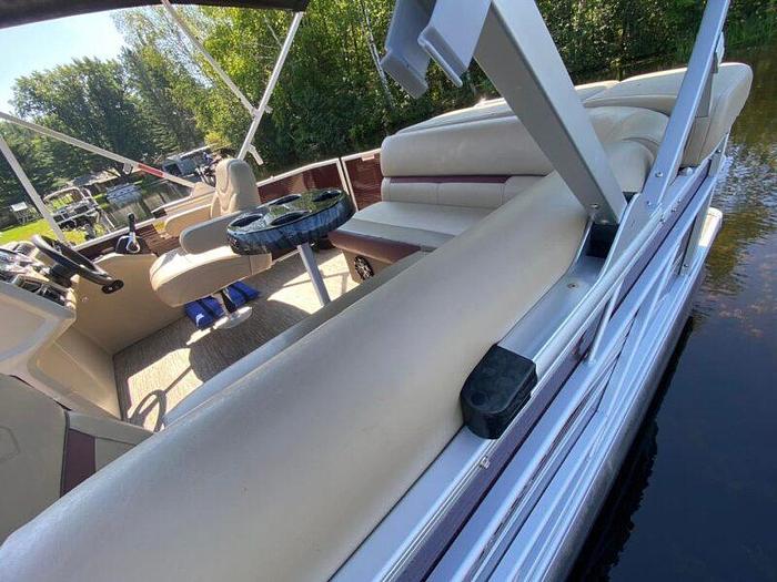 Used 2023 Sweetwater Cruising 2086C Yamaha 70hp