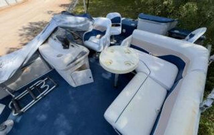 Used 2002 Parti Kraft 180FC 18′ Fishing
