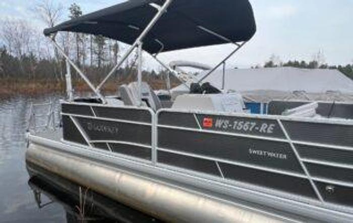 Used 2023 Sweetwater Xperience Fishing 2086FX