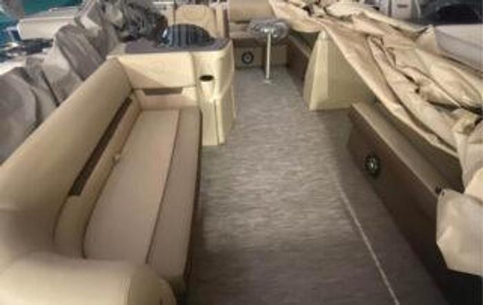 Used 2023 Sweetwater Cruising 2086C