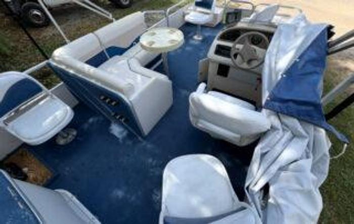 Used 2002 Parti Kraft 180FC 18′ Fishing