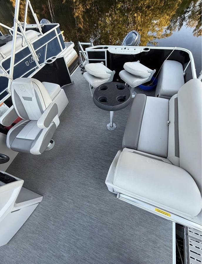 Used 2024 2086CX Sweetwater C0-Caption Seating