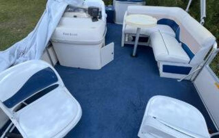 Used 2002 Parti Kraft 180FC 18′ Fishing