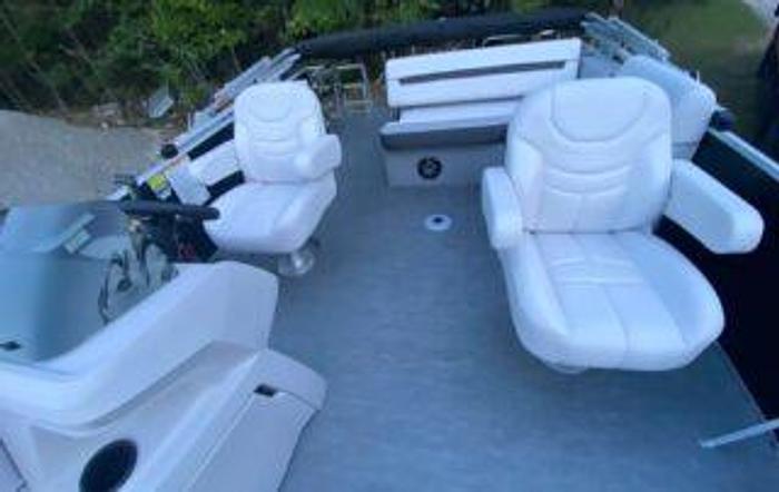 NEW 2025 Sweetwater C0-Caption-Lodge