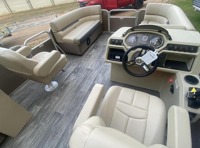 Used 2023 2286SB Sweetwater C0-Caption Seating