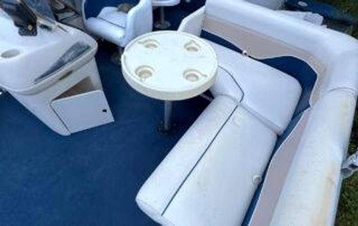 Used 2002 Parti Kraft 180FC 18′ Fishing