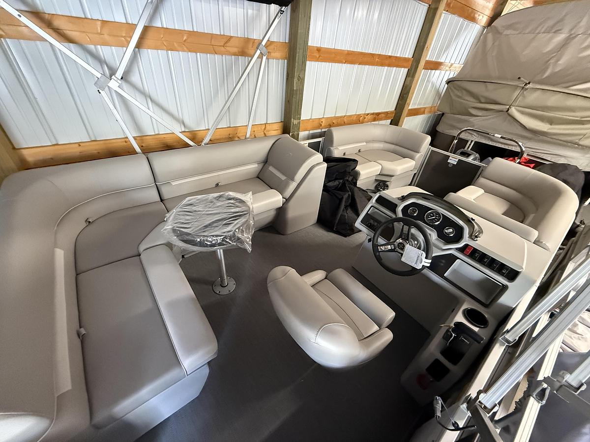 2026 16’ Sweetwater Xperence Cruise