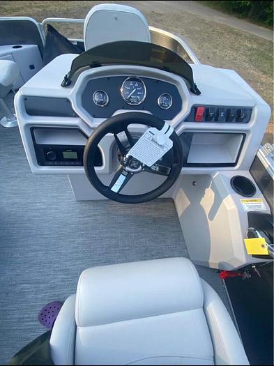 NEW 2024 Sweewtwater Xperience 2086FX Yamaha 40hp