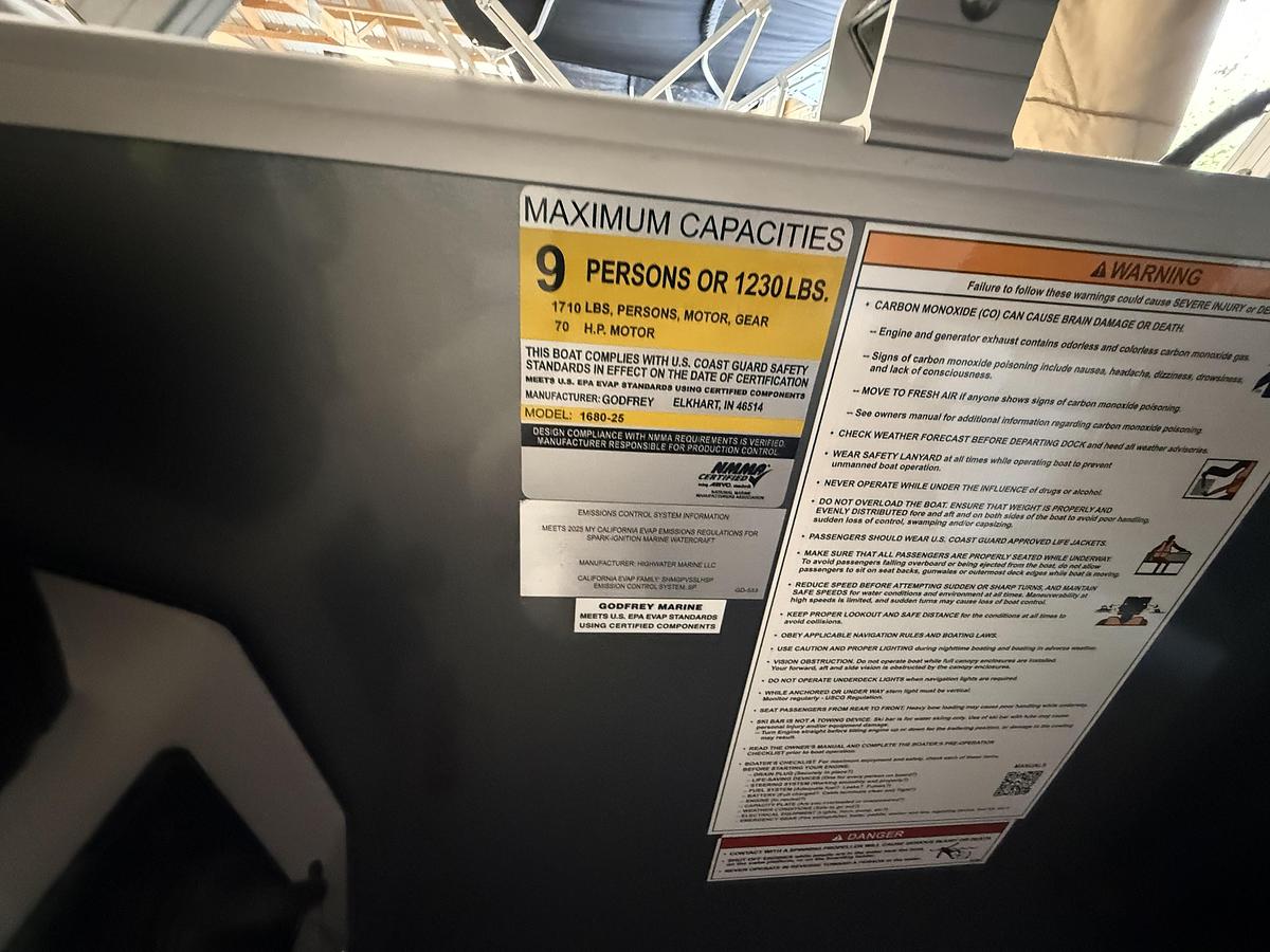 2026 16’ Sweetwater Xperence Cruise