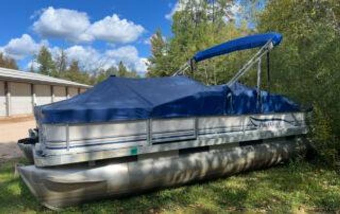 Used 2002 Parti Kraft 180FC 18′ Fishing