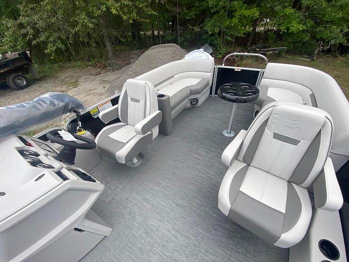 NEW 2025 22′ Sweetwater Xperience C0-Caption-Cruise