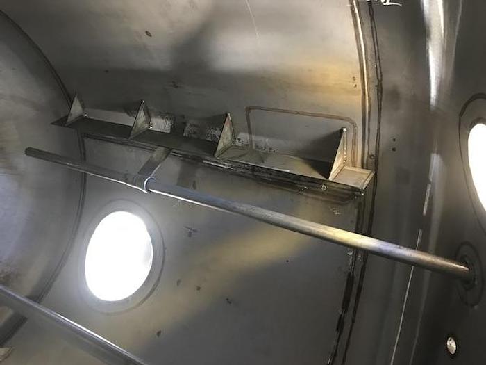 Used Used Plant Maintenance Service Corp Tank approximately 3,000 gallon 316L stainless steel vertical mix tank