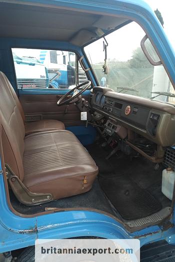 Used 1981 TOYOTA Dyna BU30 300 6 tyres truck.