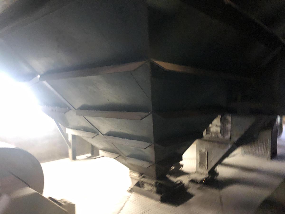 Used Bulk material silo 40 m³ x 4 cells Cimbria Square silo