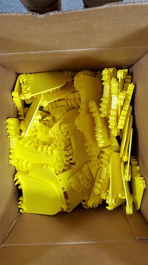 Unex Span Track Wheel Bed Infeed Guide Lot of 100