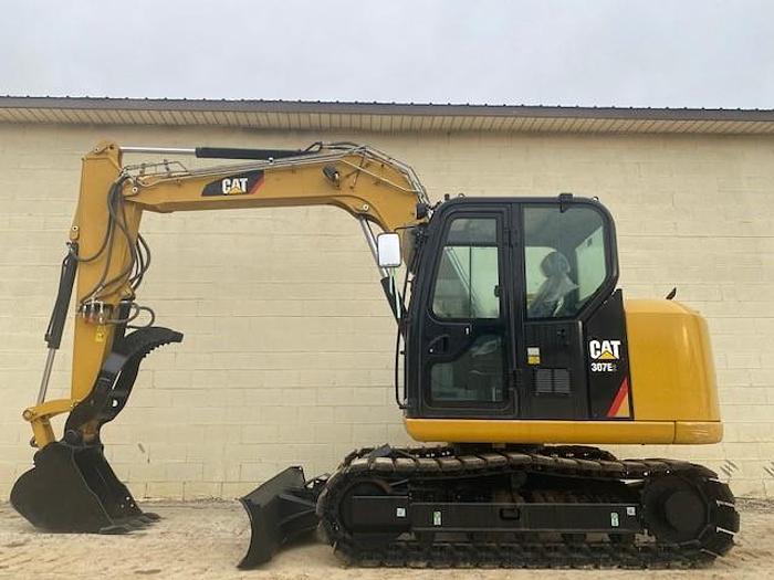 Used 2018 Caterpillar 307E2 w/ HYDRAULIC THUMB