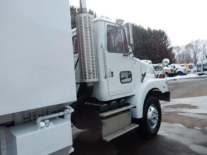 Used 1999 Volvo WG-64-T