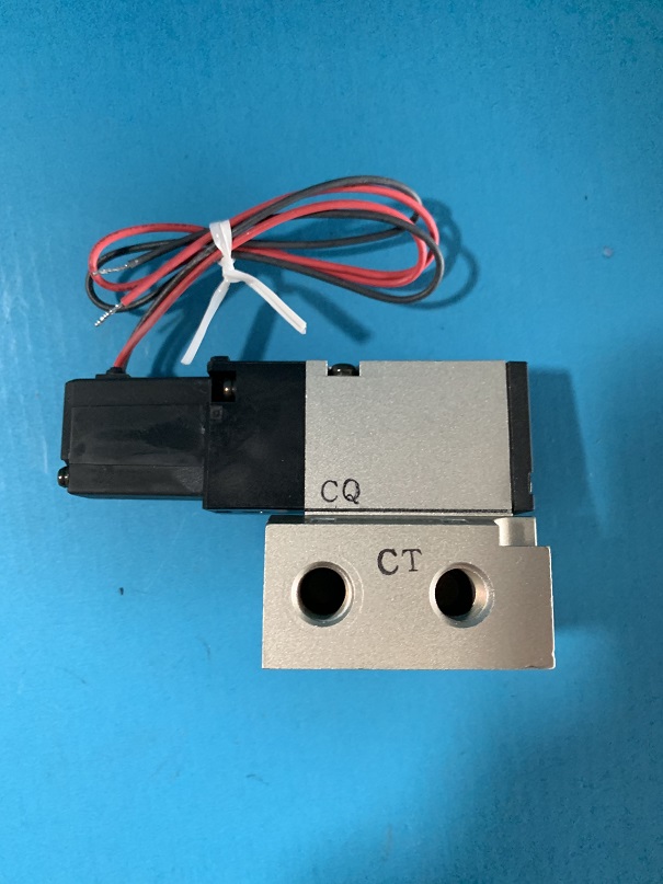 Used SMC Solenoid Valve VZ514M