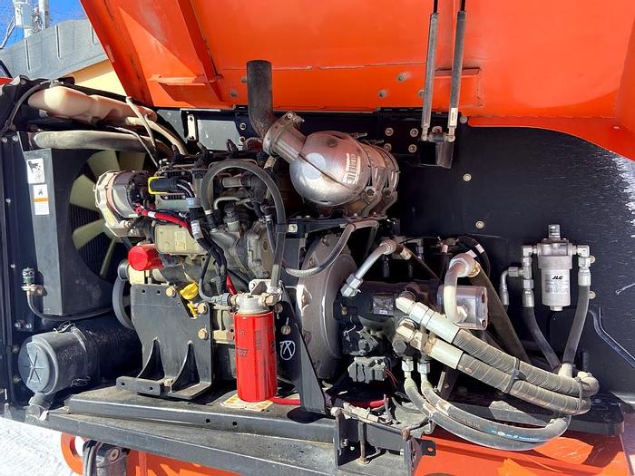 Used 2014 JLG 660SJ TELESCOPIC BOOM LIFT