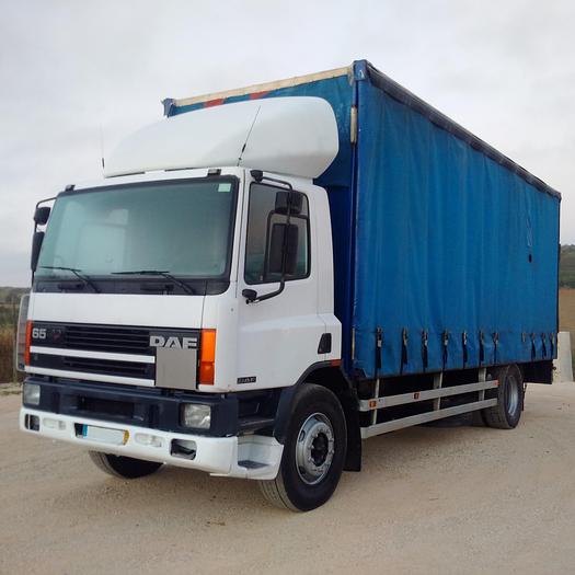 Used 1995 DAF 65 210 ATI curtainsider