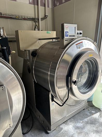 Used Milnor 140lb washer extractors (5 available)