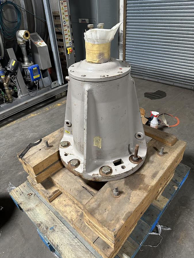 Milnor 275 washer bearing assembly