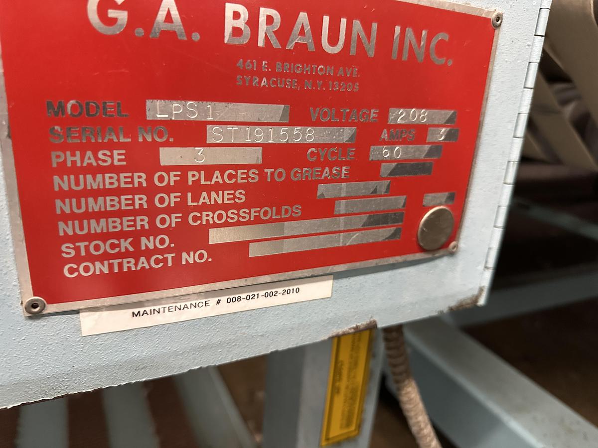 Used 2003 BRAUN 2PF3CF/A