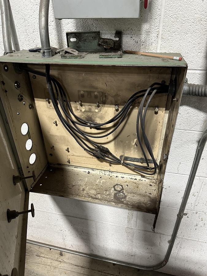 Used American Laundry Machinery Hypro 141 126 inch