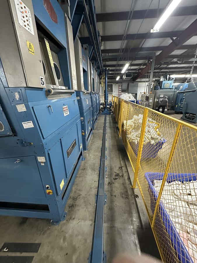 Used 1998 MILNOR Shuttle