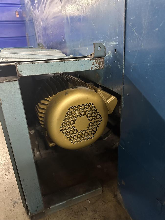 Used Canadian Laundry Machinery 8 roll Super Sylon