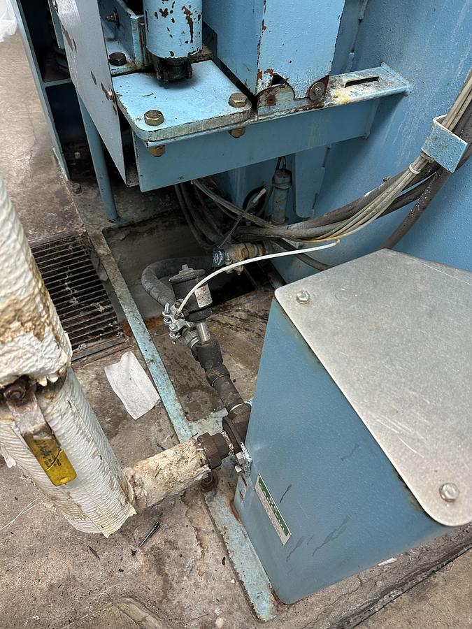 Used 2002 BRAUN 400NTDP-2