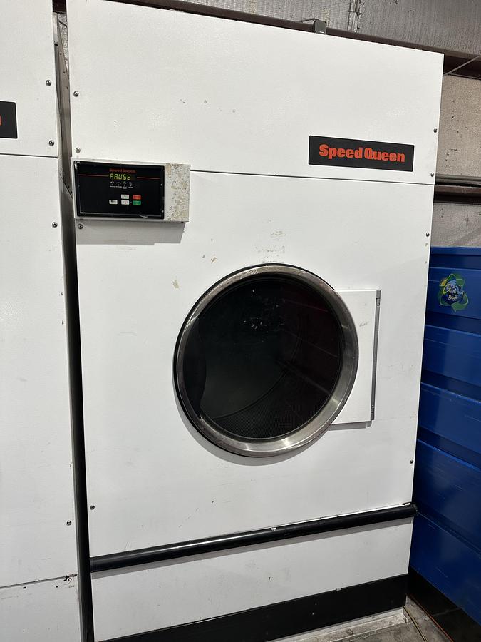 Used 2015 SPEED QUEEN ST170 LP GAS DRYER