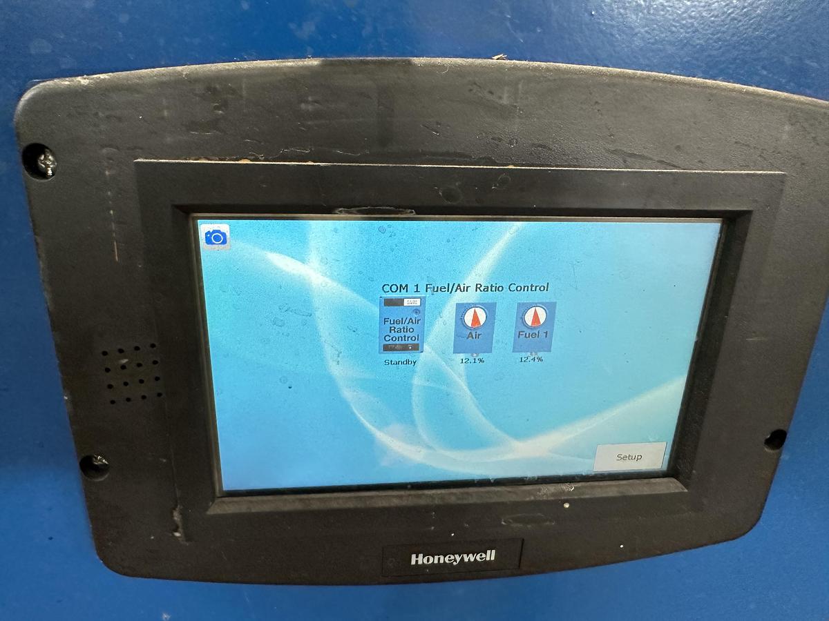 Used 2009 Hurst 100HP steam boiler