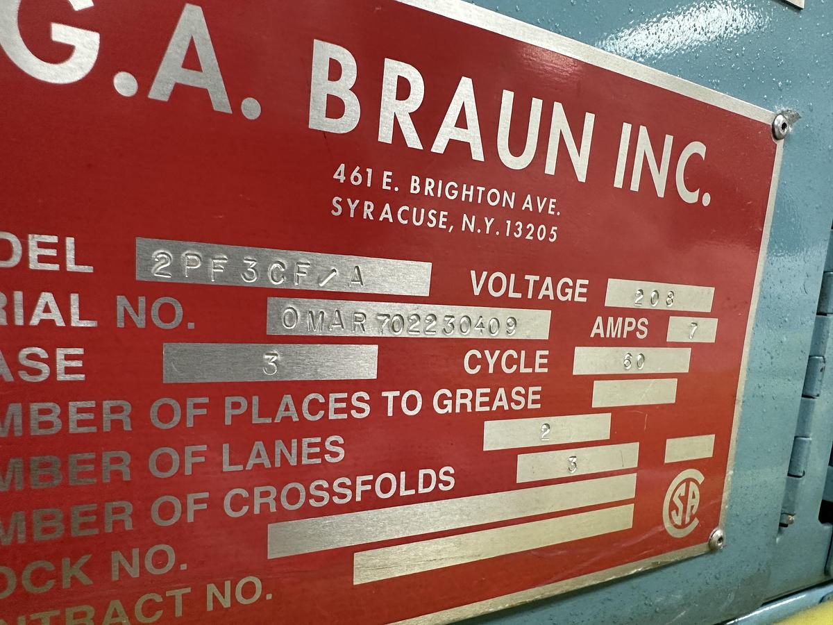 Used 2002 BRAUN 2PF3CF/A